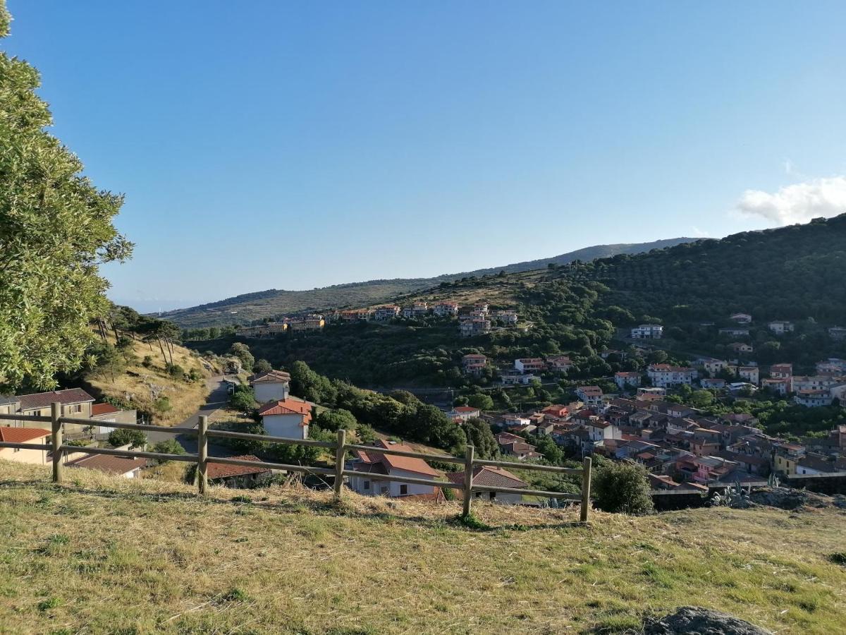 Deiana Bed & Breakfast Santu Lussurgiu Luaran gambar