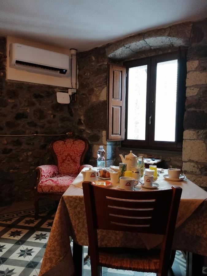 Deiana Bed & Breakfast Santu Lussurgiu Luaran gambar