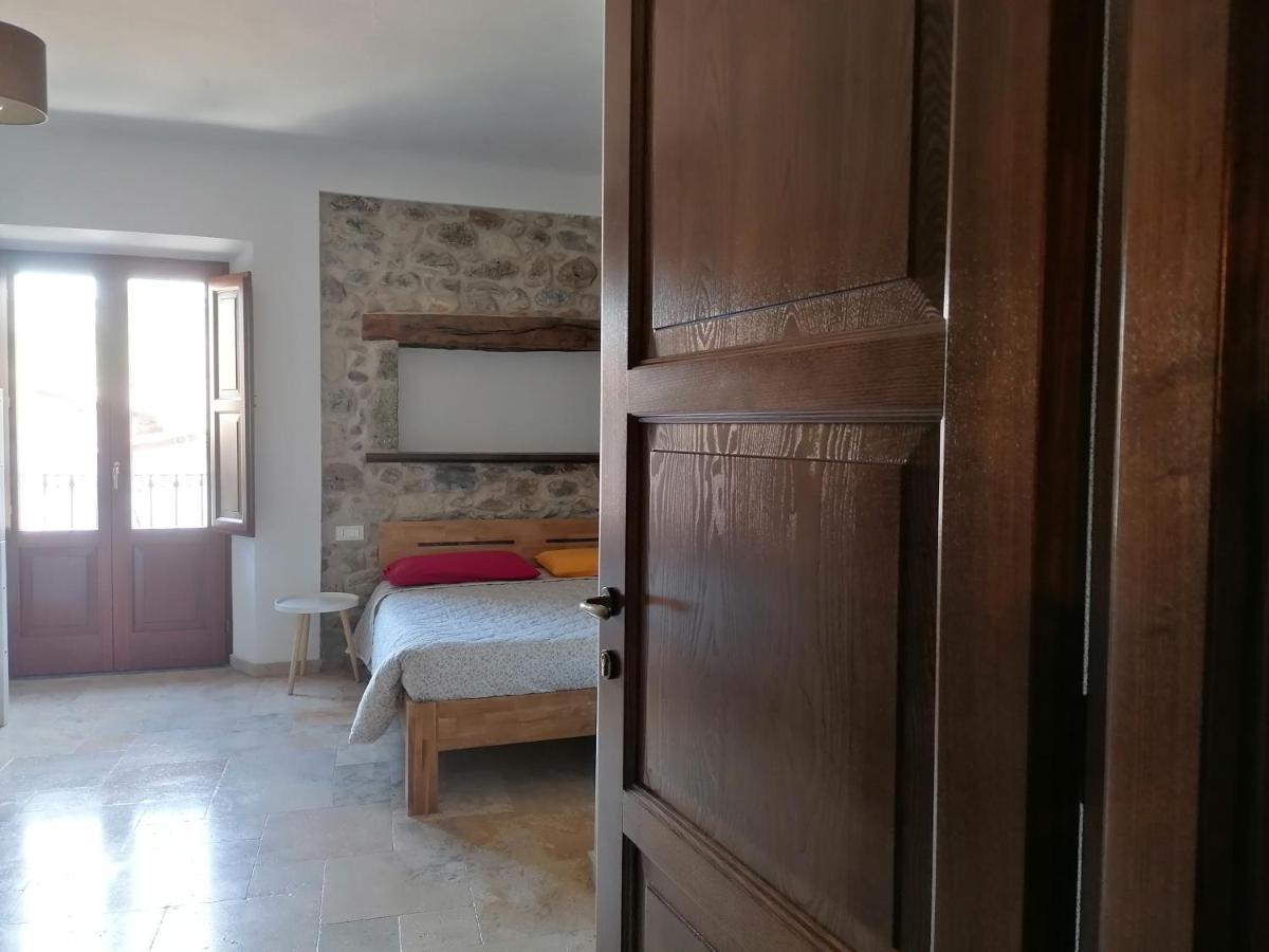 Deiana Bed & Breakfast Santu Lussurgiu Luaran gambar