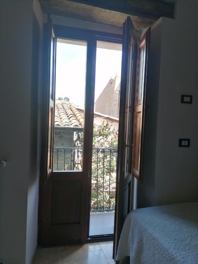 Deiana Bed & Breakfast Santu Lussurgiu Luaran gambar