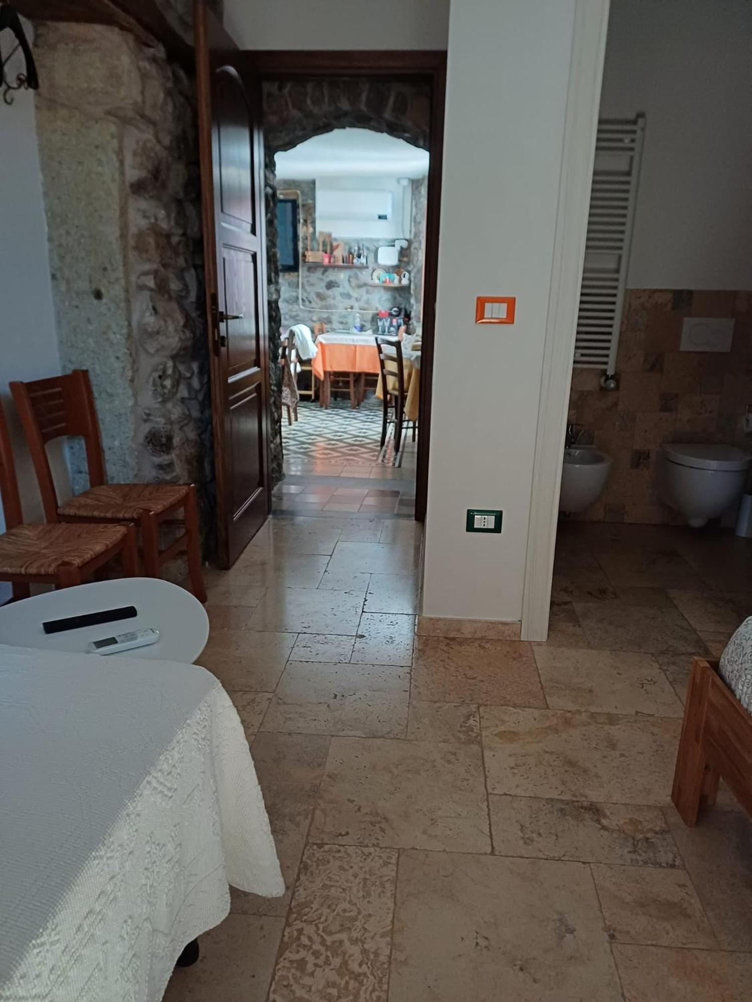 Deiana Bed & Breakfast Santu Lussurgiu Luaran gambar